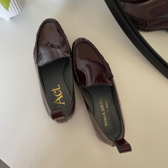 Act. Burgundy Caspar Loafers 38 - Picture 4 of 5